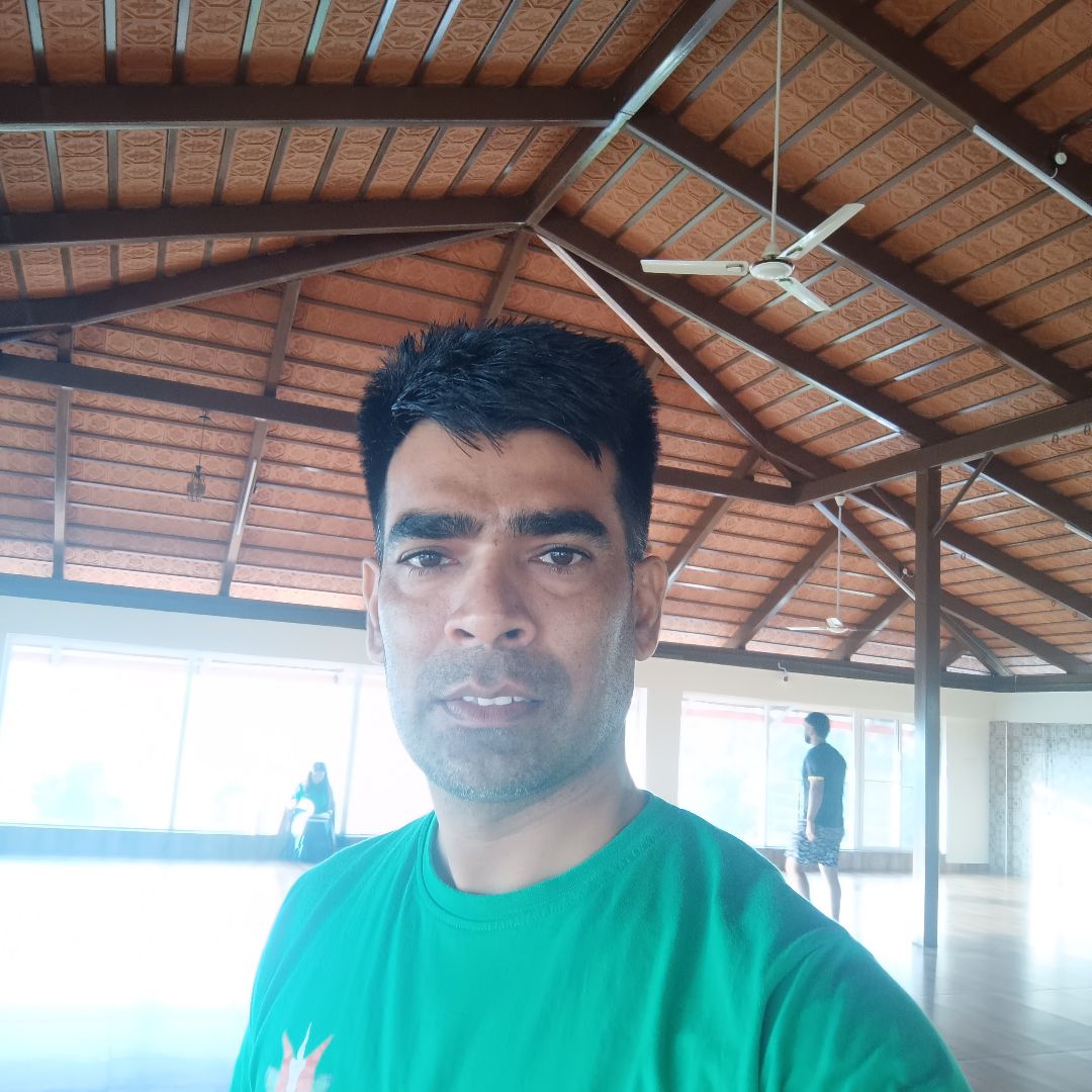 Ashish Kashyap - (Yoga & Ayurveda)