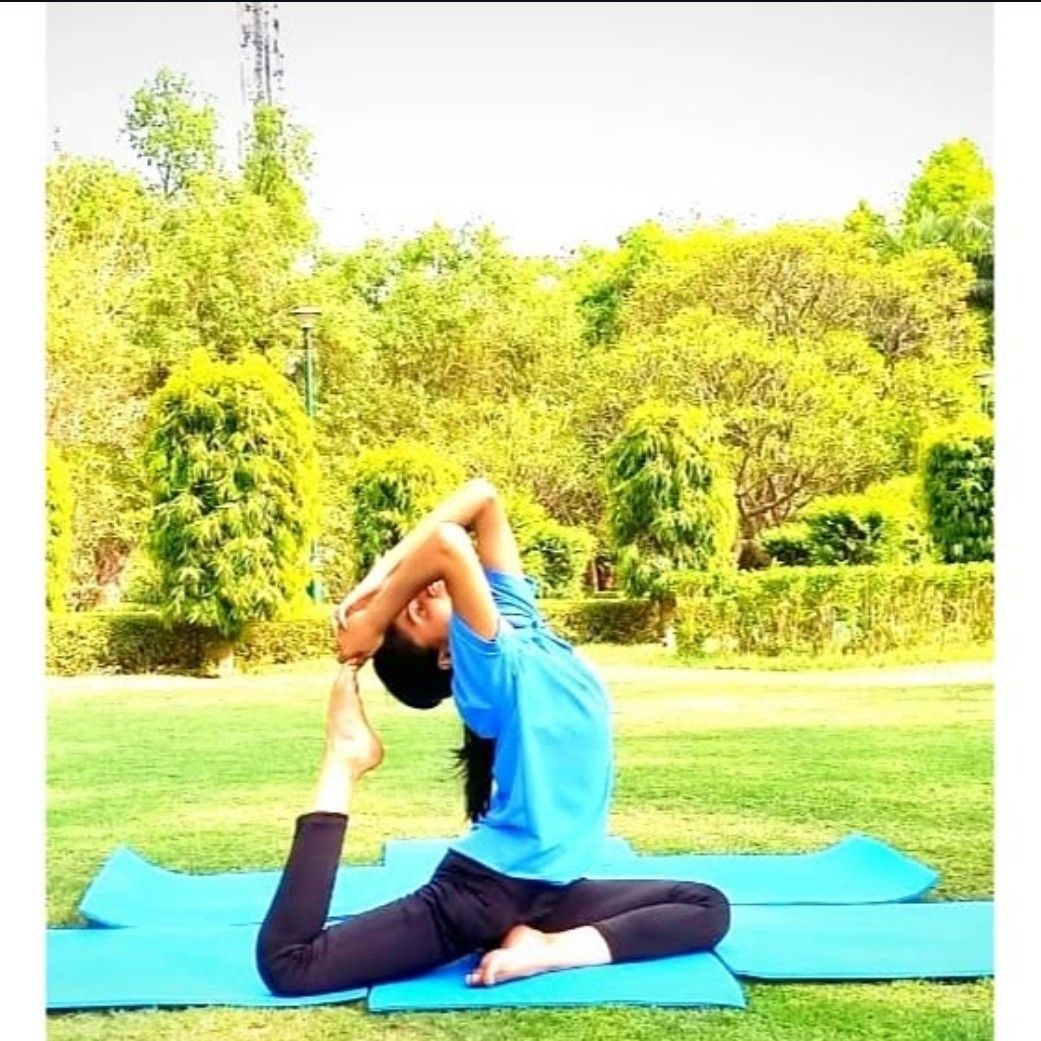 Vinni Oberoi - (Yoga & Ayurveda, Mental Wellness)