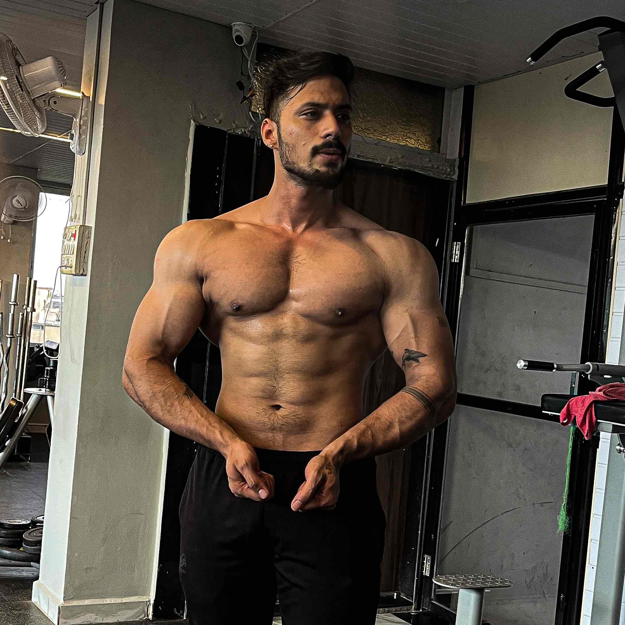 Shubham Sagar Sharma - (Body-Weight Conditioning,Functional / HIIT Training,Weight-Loss Coach)