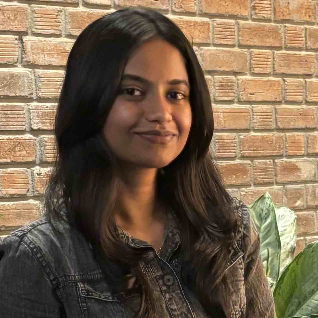 Sunisha Suresh - (Gut-Health Dietitian,Weight-Loss Coach)