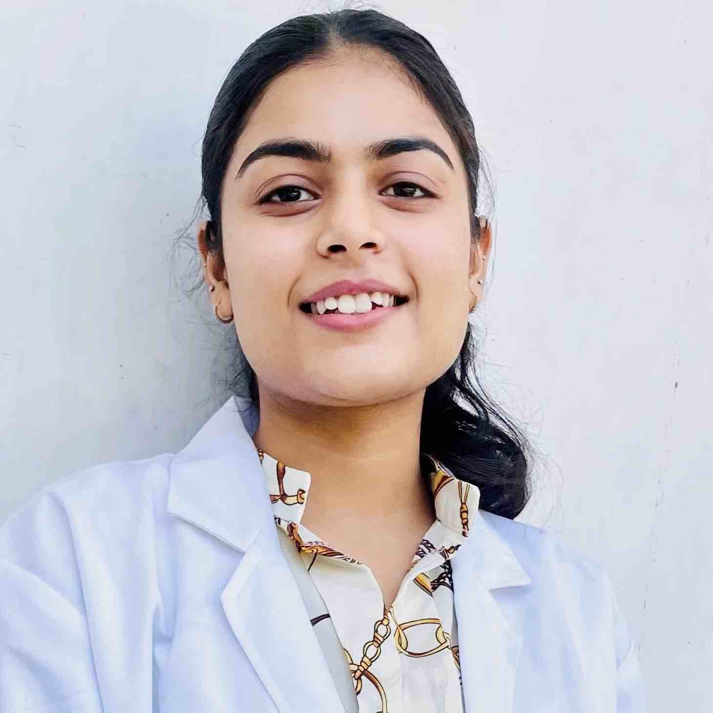 Yashvi - (Weight-Loss Coach)