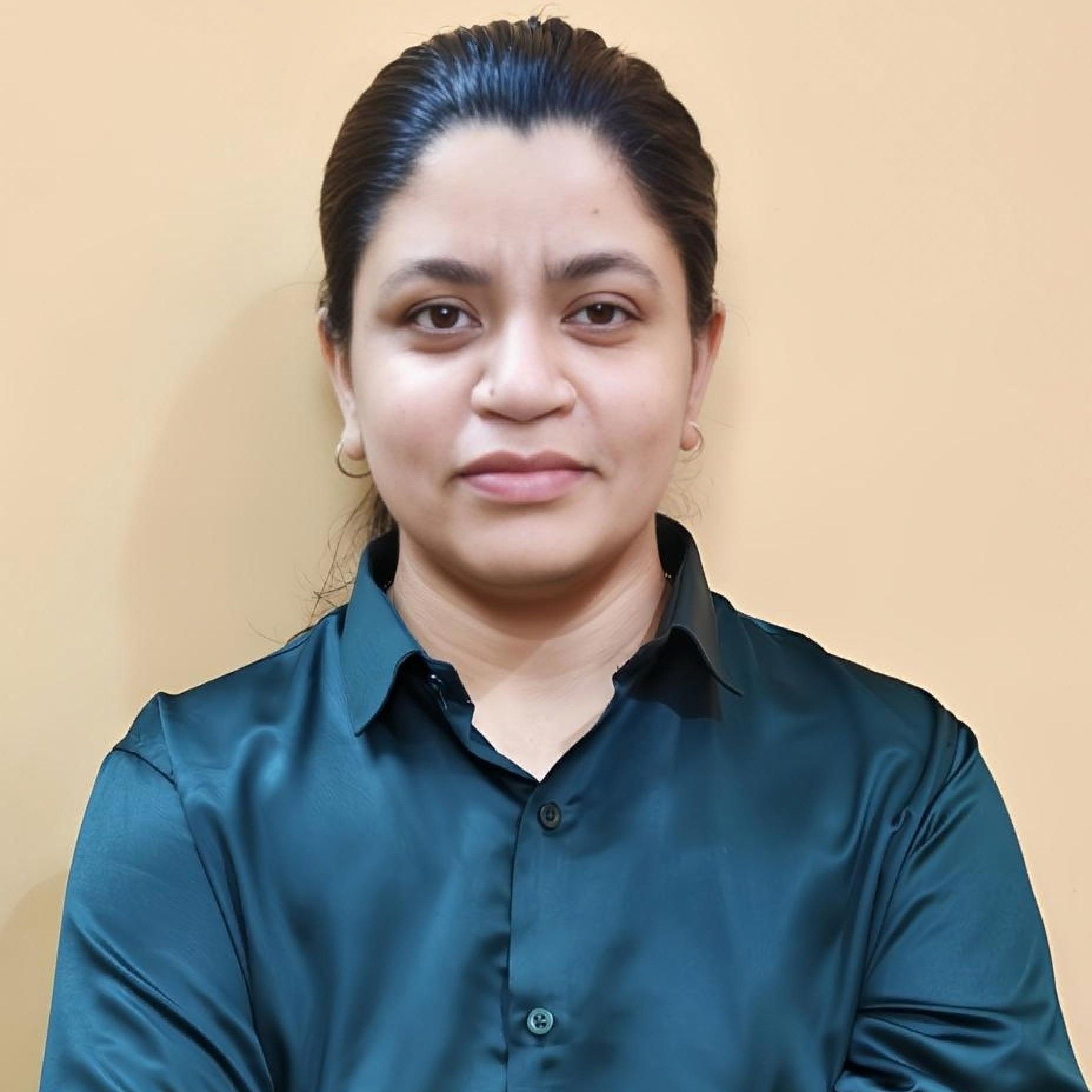 Garima Tripathi - (Fitness Nutritionist, Yoga)